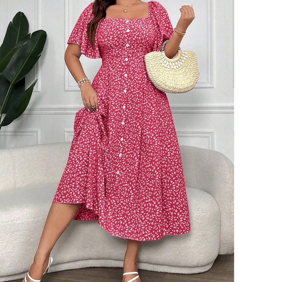 Plus Floral Print Button Butterfly Sleeve Dress - Picture 6 of 7
